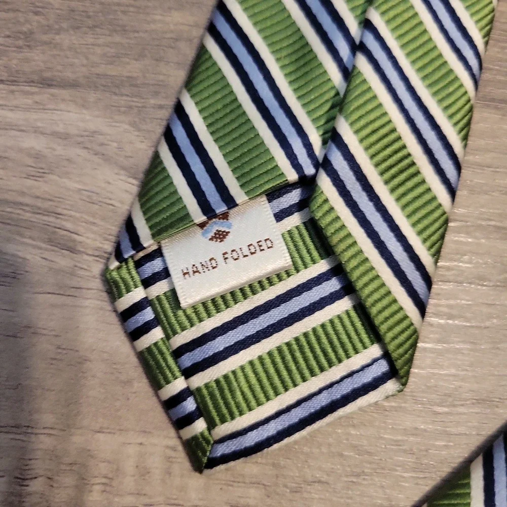 PETER MILLAR Silk Seven Fold Necktie Tie Green Blue White Striped Hand Folded
